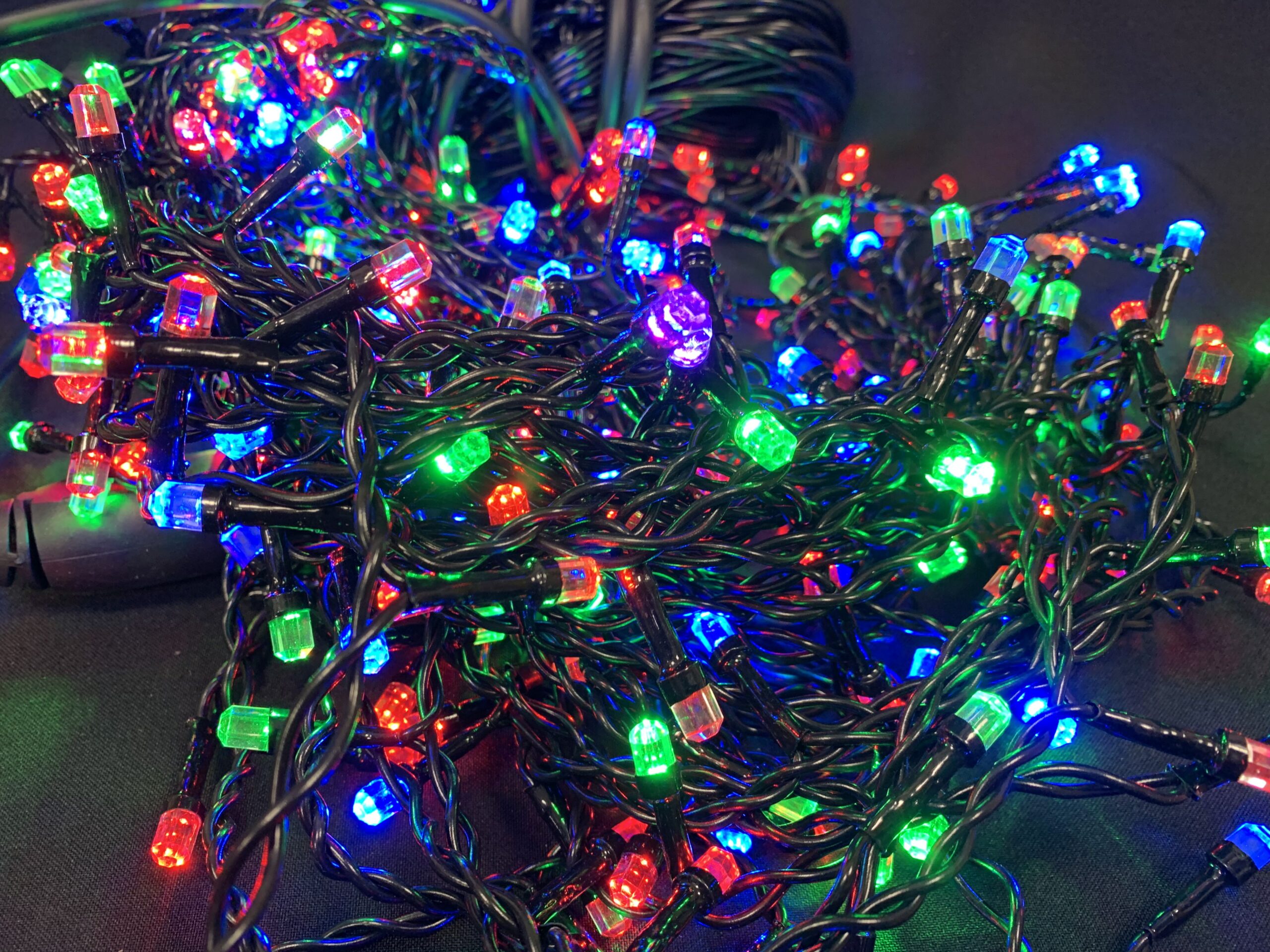 100 LED kalėdinės šviesos RGB 8,5m