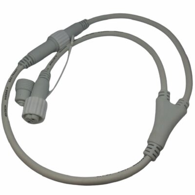 Y - šviesos girliandų ir šviesos užuolaidų paskirstymo kabelis (1 įėjimas, 2 išėjimai)