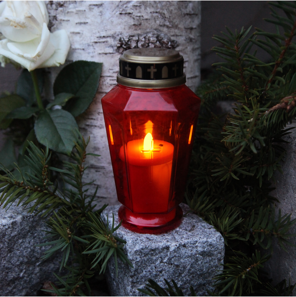 Kapinių žvakė raudonos spalvos