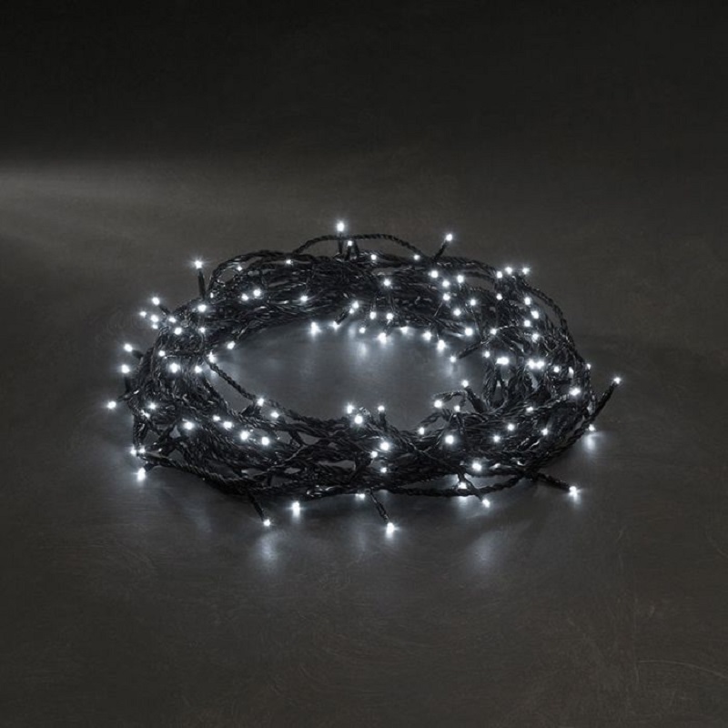 300LED šaltos baltos spalvos kalėdinės lemputės 22M Be apšvietimo programos