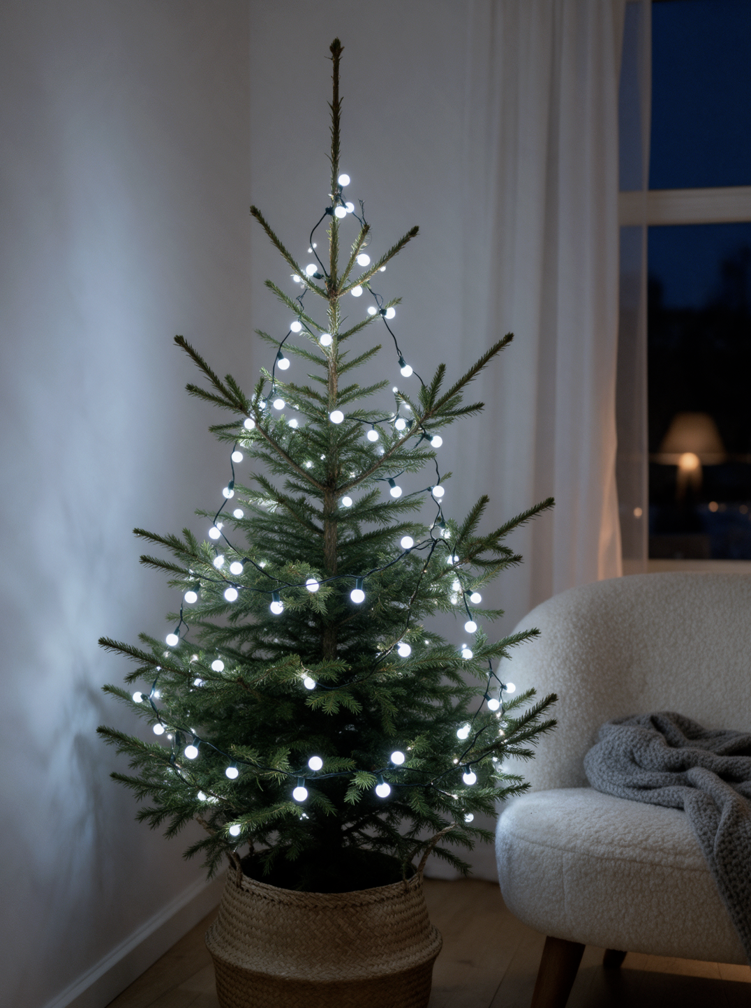 100LED apvalios lemputės šalta balta 8.5M